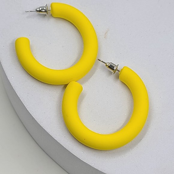 1.5" Semi Oblong Yellow Matte Texture Half Hoop Earrings - Picture 10 of 10